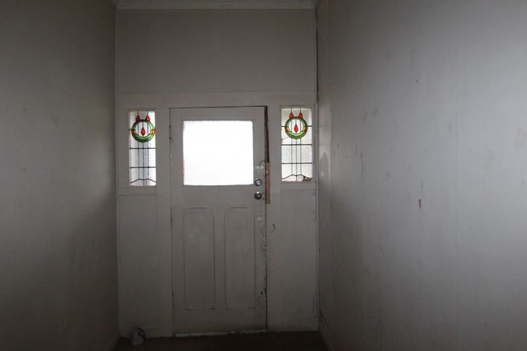 Photo of property in 10 Tararua Street, Pahiatua, 4910