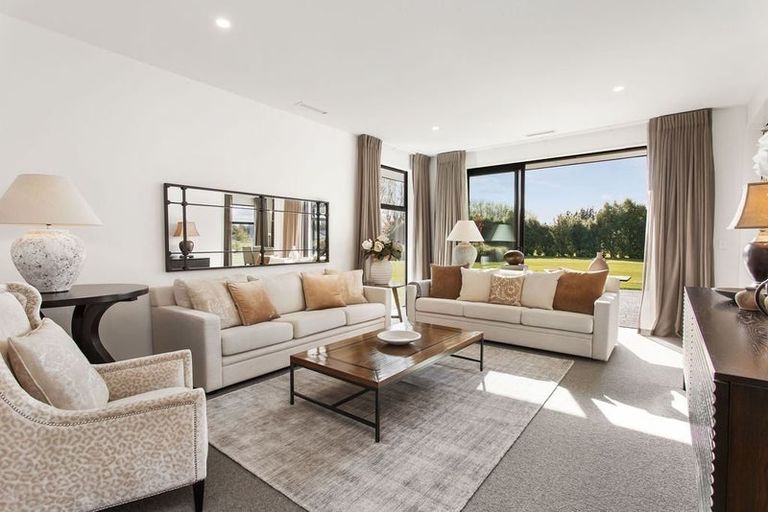 Photo of property in 21 Classiebawn Lane, Prebbleton, 7676