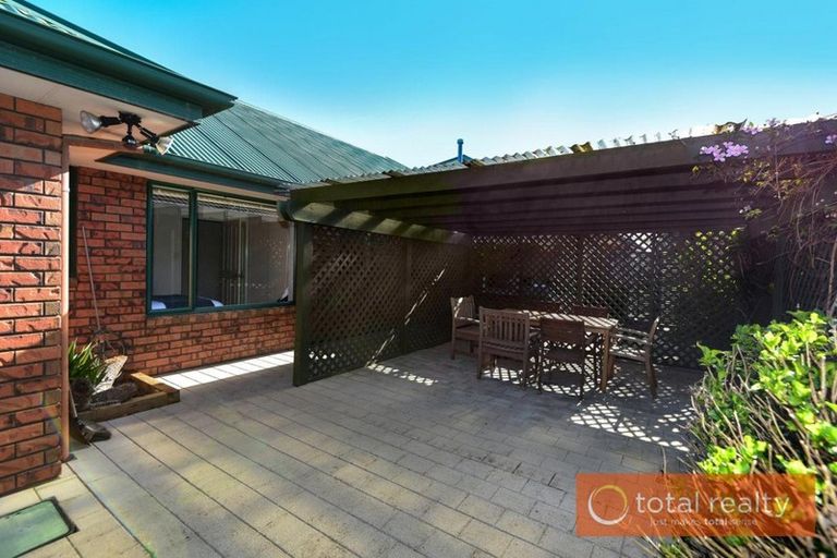 Photo of property in 28 Riverton Terrace, Halswell, Christchurch, 8025