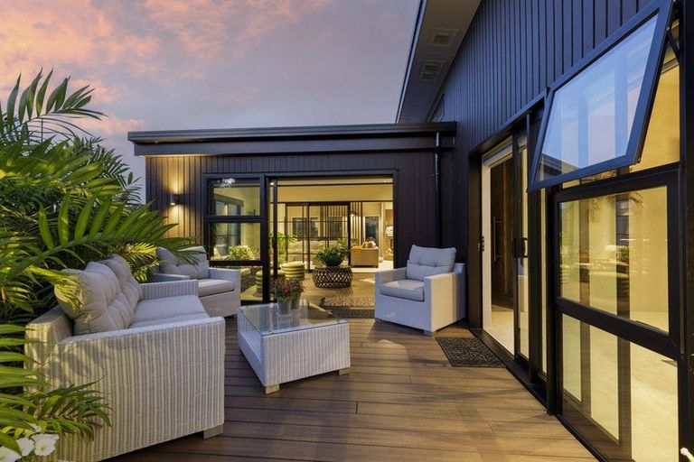 Photo of property in 7 Pike Place, Ferndale, New Plymouth, 4310