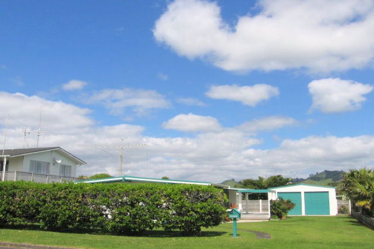 Photo of property in 12 Snell Crescent, Waihi Beach, 3611