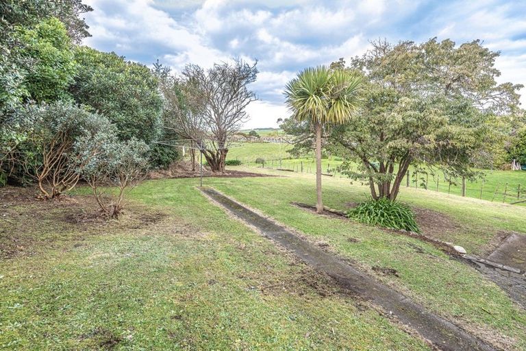 Photo of property in 21 Oturi Road, Waverley, 4510
