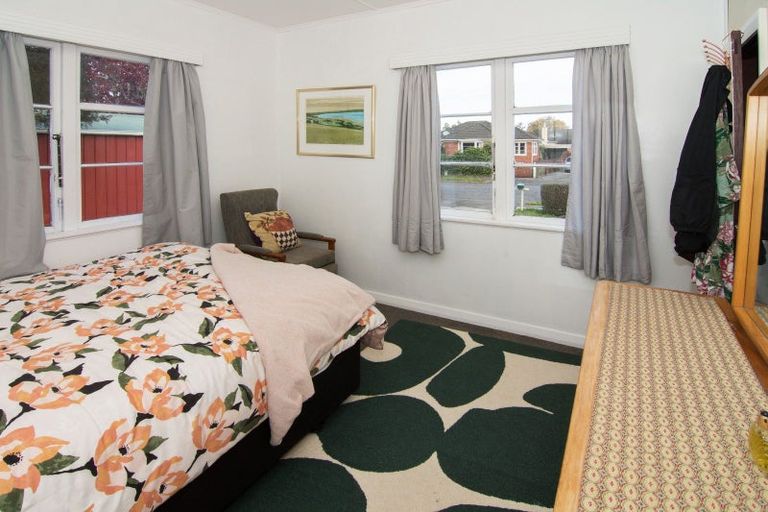 Photo of property in 27 Masters Crescent, Masterton, 5810