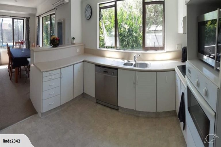 Photo of property in 1 Grevillea Place, Mount Maunganui, 3116