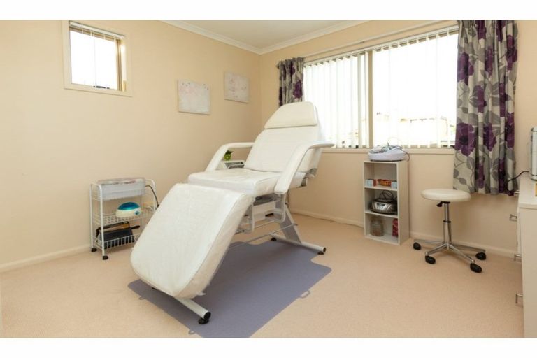 Photo of property in 34 Nautilus Drive, Gulf Harbour, Whangaparaoa, 0930