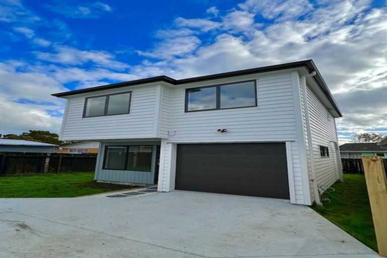 Photo of property in 8 Sharland Avenue, Manurewa, Auckland, 2102