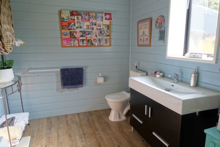 Photo of property in 349 Back Road, Stewart Island/rakiura, Stewart Island, 9818