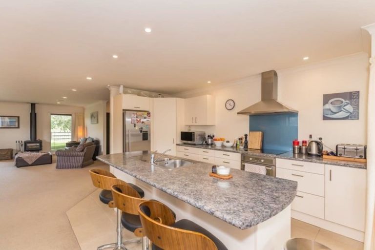 Photo of property in 1085 Queen Street East, Levin, 5571