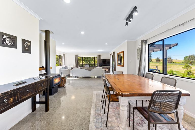 Photo of property in 3 Waiteitei Road, Wellsford, 0974