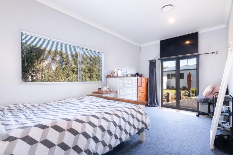 Photo of property in 31 Dillon Street, Waihi Beach, 3611