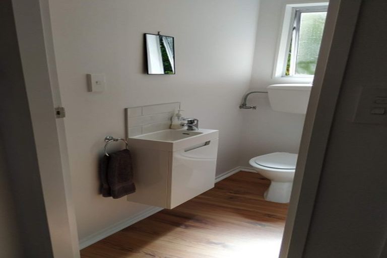 Photo of property in 30a Govind Grove, Ngaio, Wellington, 6035