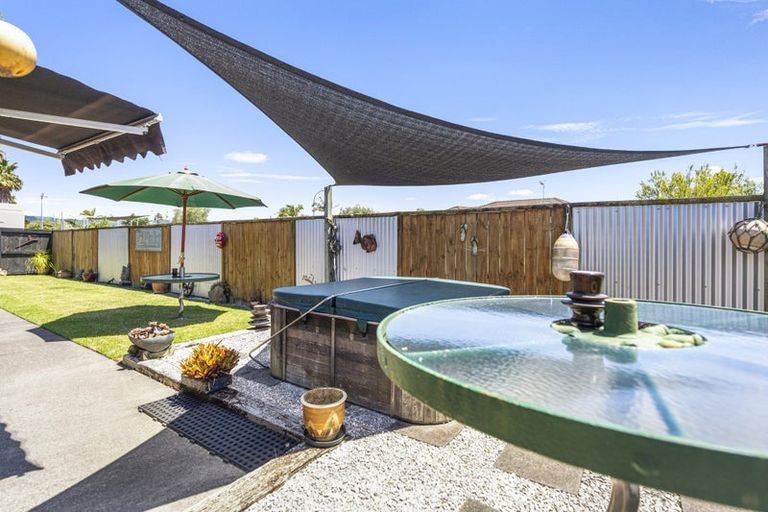 Photo of property in 99 Doncaster Drive, Papamoa Beach, Papamoa, 3118