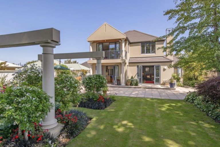 Photo of property in 18 Marble Wood Drive, Papanui, Christchurch, 8053