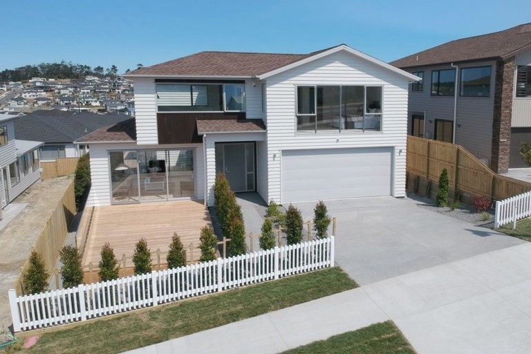 Photo of property in 28 Grut Greens, Silverdale, 0932