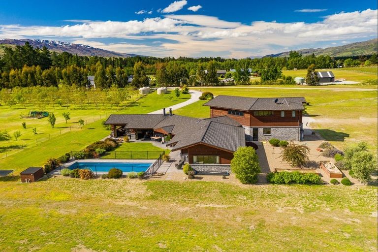 Photo of property in 126 Pearson Road, Cromwell, 9384