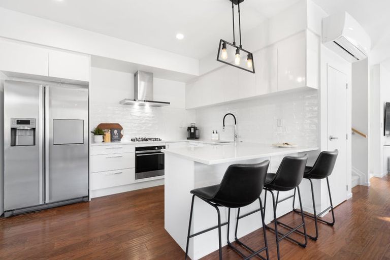 Photo of property in 136 Voyager Drive, Gulf Harbour, Whangaparaoa, 0930