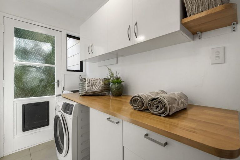 Photo of property in 2/28 Marina Road, Torbay, Auckland, 0630