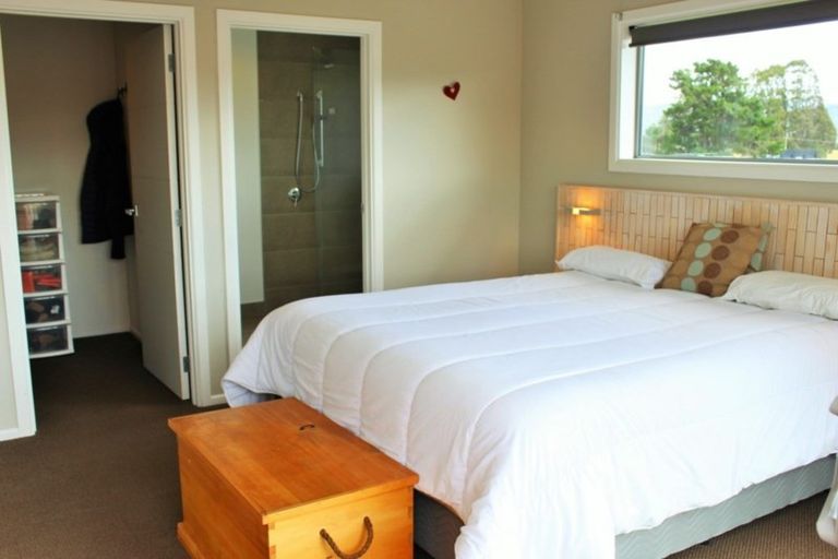 Photo of property in 1 Orbell Crescent, Te Anau, 9679