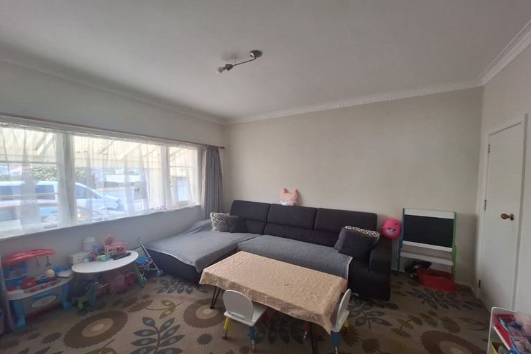 Photo of property in 3/123 Wallace Road, Papatoetoe, Auckland, 2025