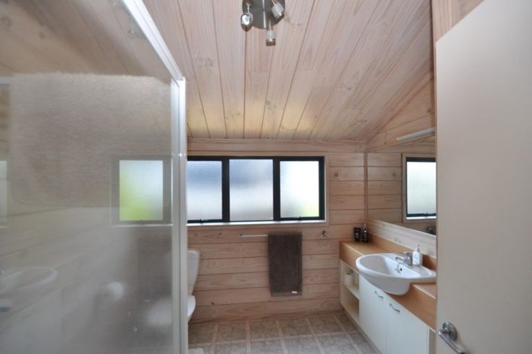 Photo of property in 17 Winderton Way, Pauanui, Hikuai, 3579