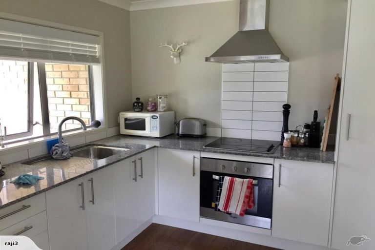 Photo of property in 23 Crabb Fields Lane, Riverhead, 0820