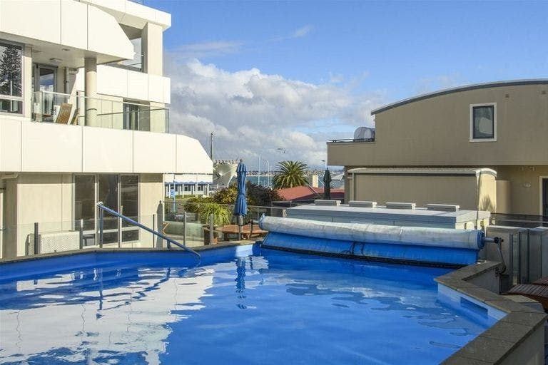 Photo of property in Anchorage Apartments, 101/36 Victoria Road, Mount Maunganui, 3116