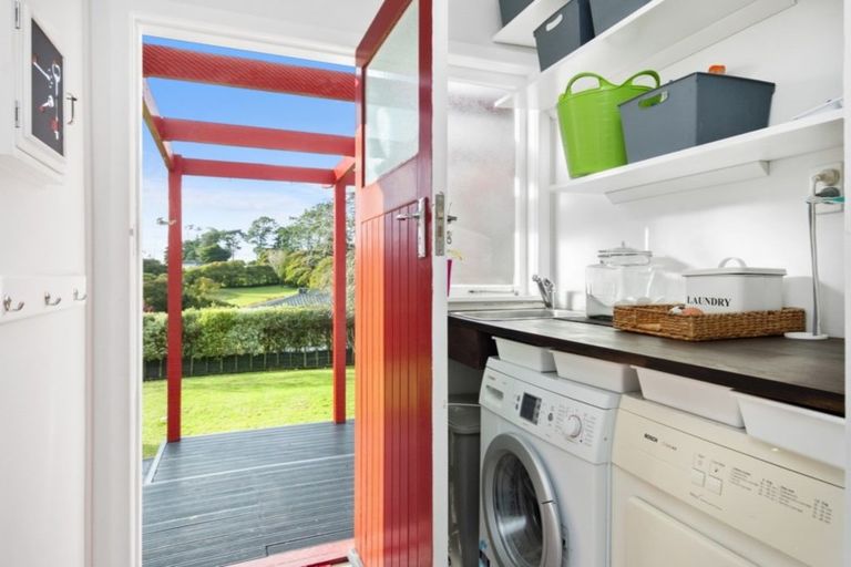 Photo of property in 33 Whangarata Road, Tuakau, 2121