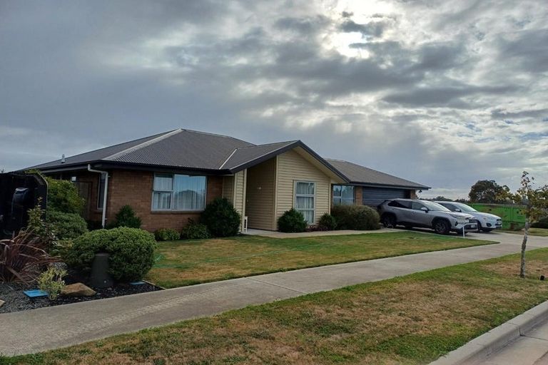 Photo of property in 3 Truman Street, Rangiora, 7400