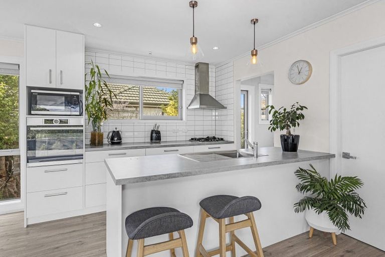 Photo of property in 6 Clarevale Street, Burwood, Christchurch, 8083