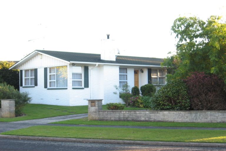 Photo of property in 52 Aotea Crescent, Tokoroa, 3420