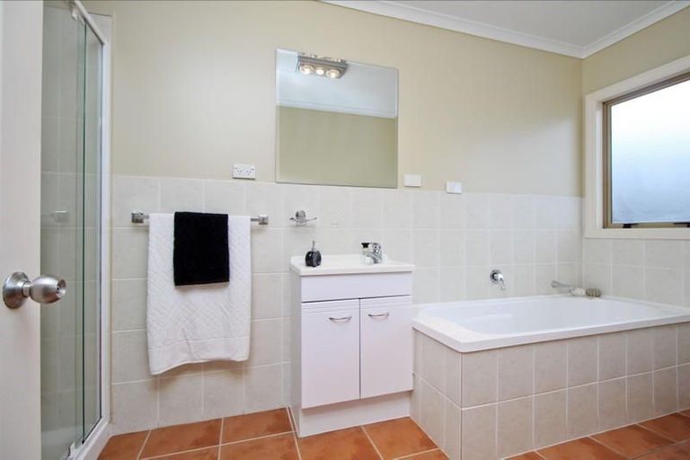 Photo of property in 20 Genesis Place, Flat Bush, Auckland, 2019
