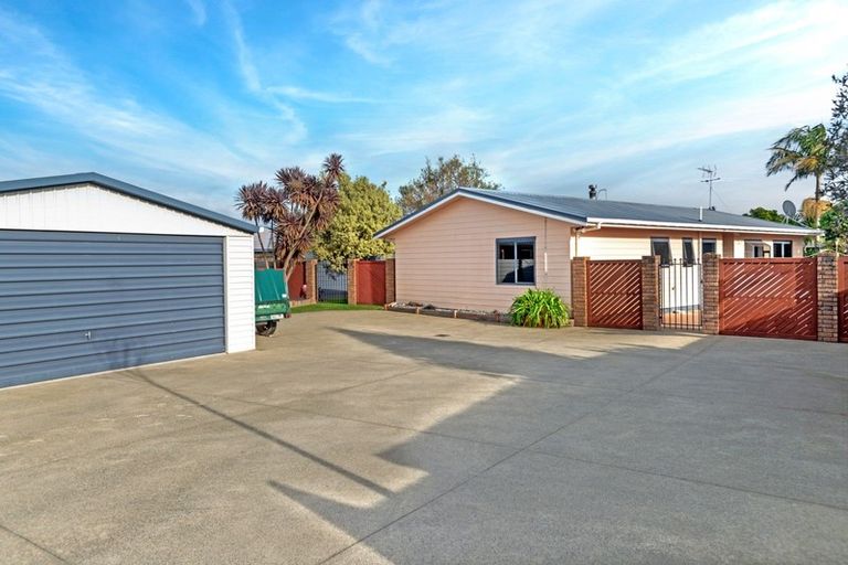 Photo of property in 32 Ruru Avenue, Lytton West, Gisborne, 4010