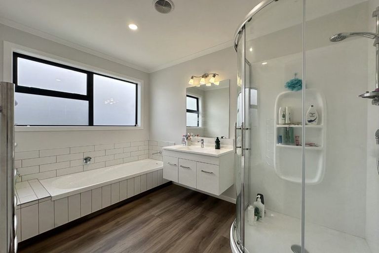 Photo of property in 29 Cynisca Crescent, Wallaceville, Upper Hutt, 5018