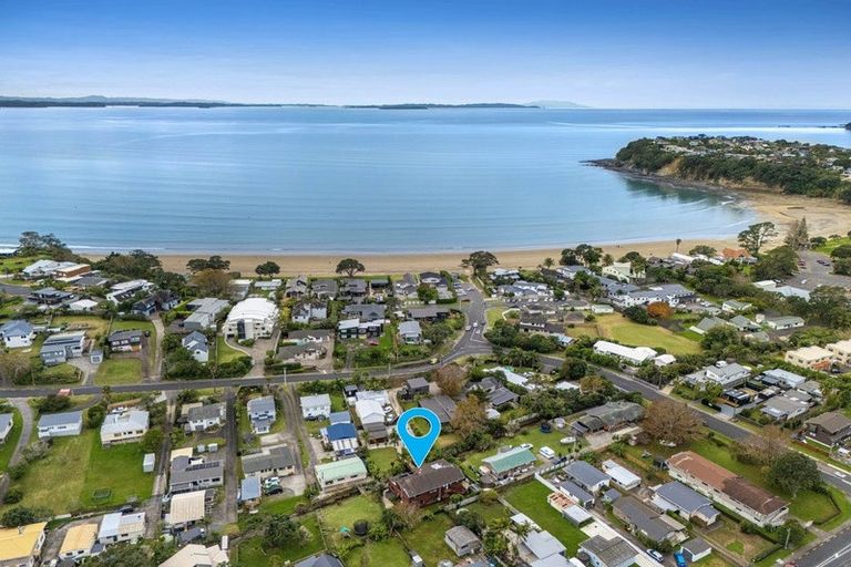 Photo of property in 43 Langton Road, Stanmore Bay, Whangaparaoa, 0932