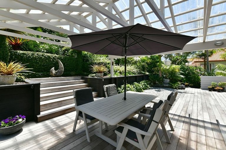 Photo of property in 20 Whale Cove, Stanmore Bay, Whangaparaoa, 0932