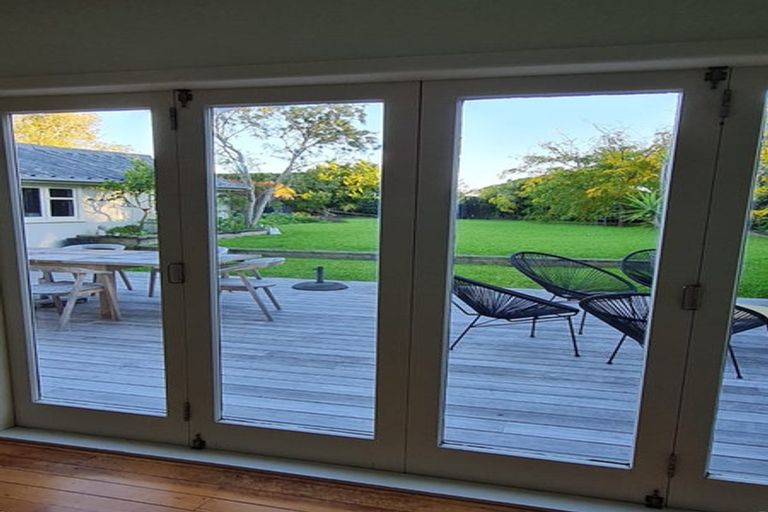 Photo of property in 34 Williamson Avenue, Belmont, Auckland, 0622