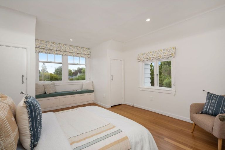 Photo of property in 27 Makora Street, Fendalton, Christchurch, 8041