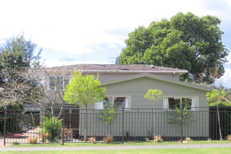 Photo of property in 78 Tamatea Road, Taupo, 3330