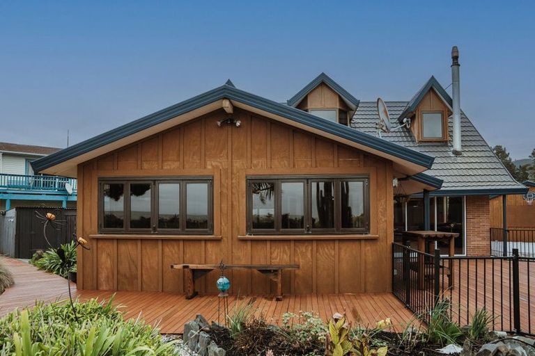 Photo of property in 196 Rarangi Beach Road, Rarangi, Blenheim, 7273