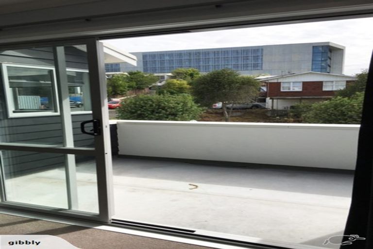 Photo of property in 3b Scotland Place, Hillcrest, Hamilton, 3216