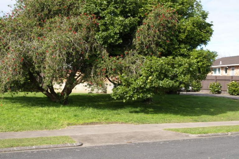 Photo of property in 12 Haddon Street, Mangere East, Auckland, 2024
