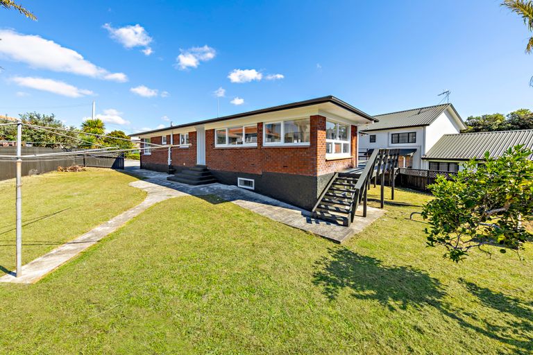Photo of property in 5a Porchester Road, Papakura, 2110