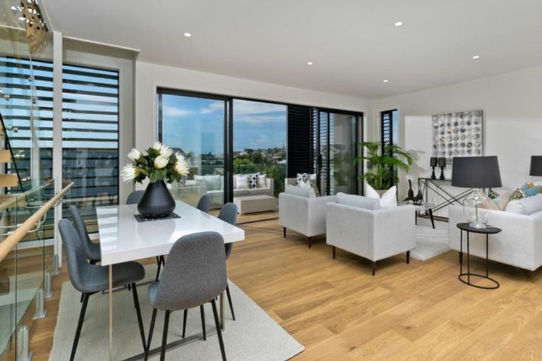 Photo of property in 26e Hastings Road, Mairangi Bay, Auckland, 0630