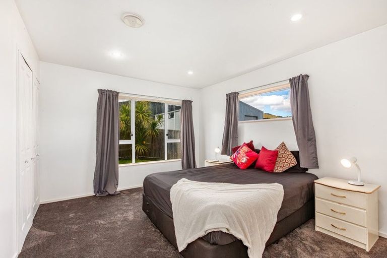 Photo of property in 3 Ipswich Grove, Wainuiomata, Lower Hutt, 5014