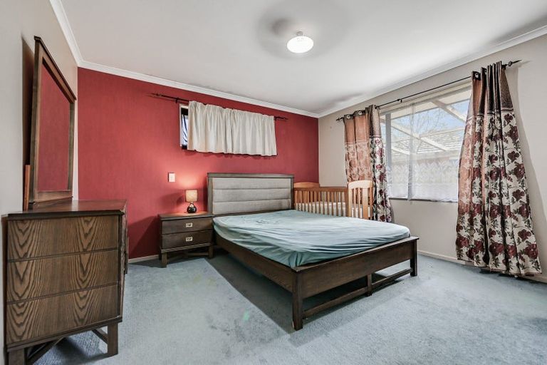 Photo of property in 14 Farnborough Drive, Nawton, Hamilton, 3200