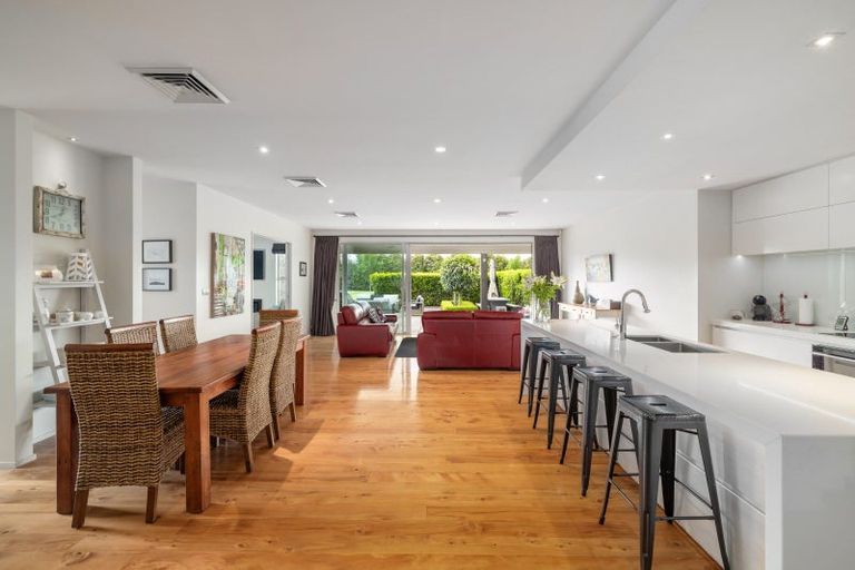 Photo of property in 48 Rossington Drive, West Melton, 7618