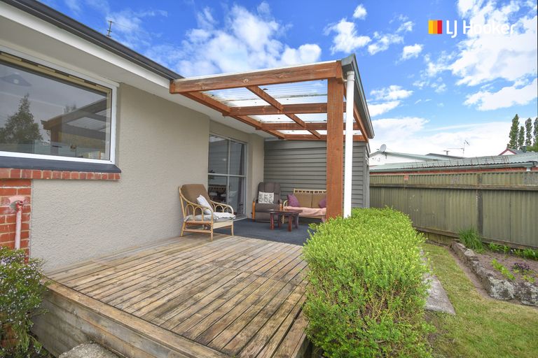 Photo of property in 6 Lambert Street, Abbotsford, Dunedin, 9018