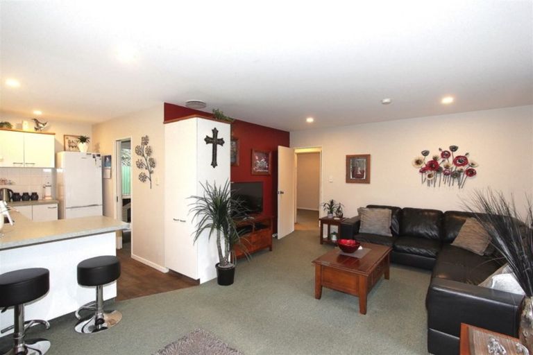 Photo of property in 2/109b Tedder Avenue, North New Brighton, Christchurch, 8083