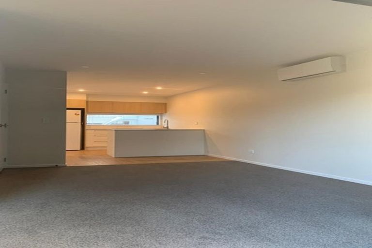 Photo of property in 7/48 Glen Road, Stokes Valley, Lower Hutt, 5019