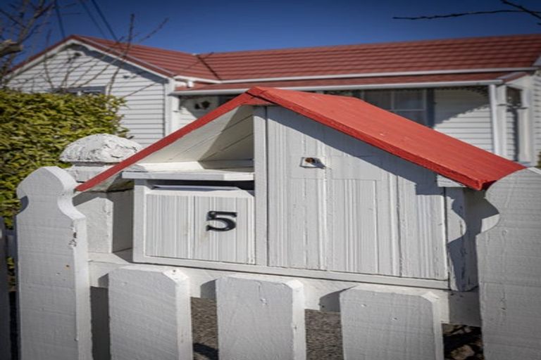 Photo of property in 5 Wilson Street, Islington, Christchurch, 8042
